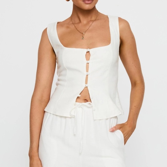 Princess Polly Ivory Button-Up Crop Top - Picture 1 of 10